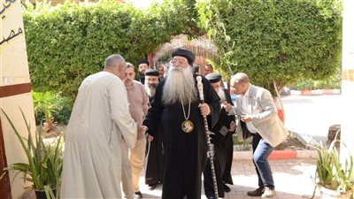 مطران دشنا يدلي بصوته في الأنتخابات البرلمانية 2025 | صور