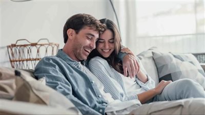 الحب الذي يصنع بالتفاصيل يدوم أكثر من الحب الذي يولد بالصدفة  