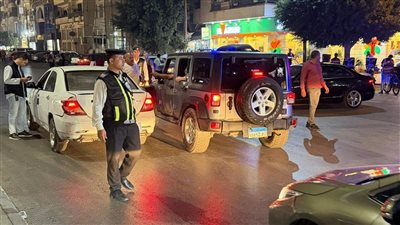 لضبط المخالفات وتحقيق الانضباط.. حملات أمنية مكثفة بدائرة قسم شرطة النزهة |صور