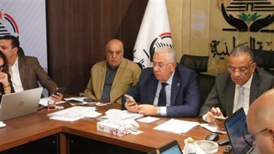 قيادات الجبهة الوطنية يتابعون سير العملية الانتخابية من مركزية الحزب