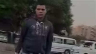 الأجهزة الأمنية تفحص  فيديو يظهر تطاول شاب على صاحب سيارة