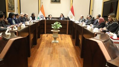 وزير الصحة يستقبل نظيره الهندي لتبادل الخبرات في صناعة الأدوية