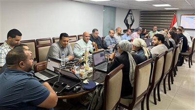 غرفة عمليات تنسيقية شباب الأحزاب تستمر في متابعة الانتخابات باليوم الثاني