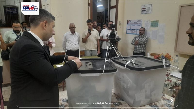 غلق صناديق الاقتراع