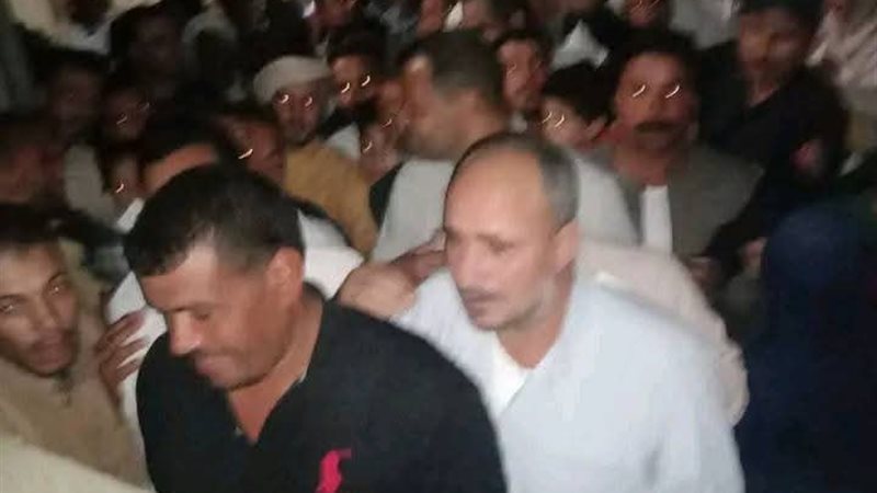 غلق صناديق الاقتراع