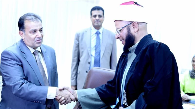 رئيس جامعة قنا