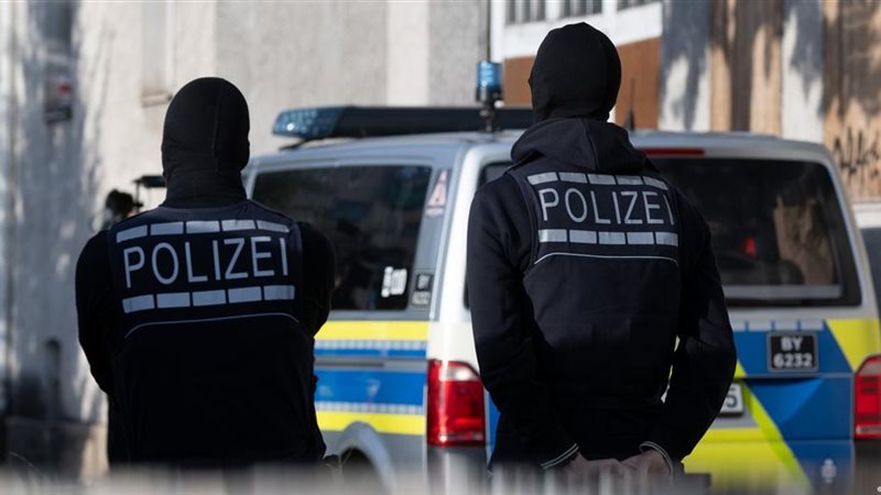 اعتقال نجل مسؤول