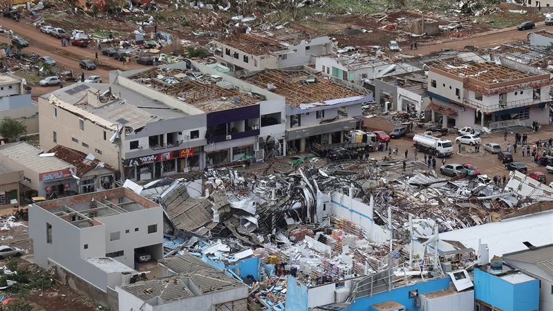 إعصار البرازيل 