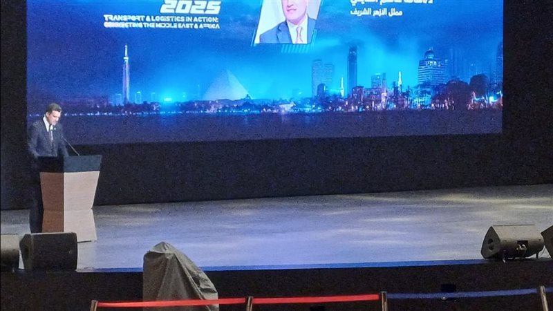  الدكتور أسامة هاشم