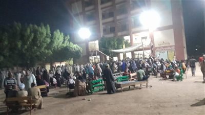 «الأقصر بلدنا بلد الجدعان».. استمرار توافد المواطنين بالرزيقات بحري