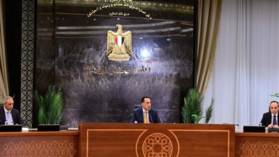 رئيس الوزراء: مصر أصبحت مركزاً عالمياً لصناعة الضفائر الكهربائية للسيارات