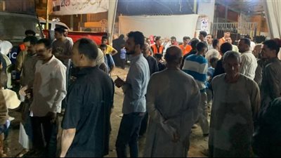 «الساعات الأخيرة».. إقبال كثيف على لجنة مدرسة الشهيد مصطفى عبيدو بالجيزة