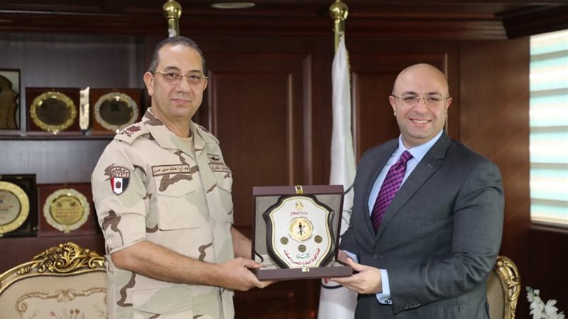 محافظ بنى سويف واللواء