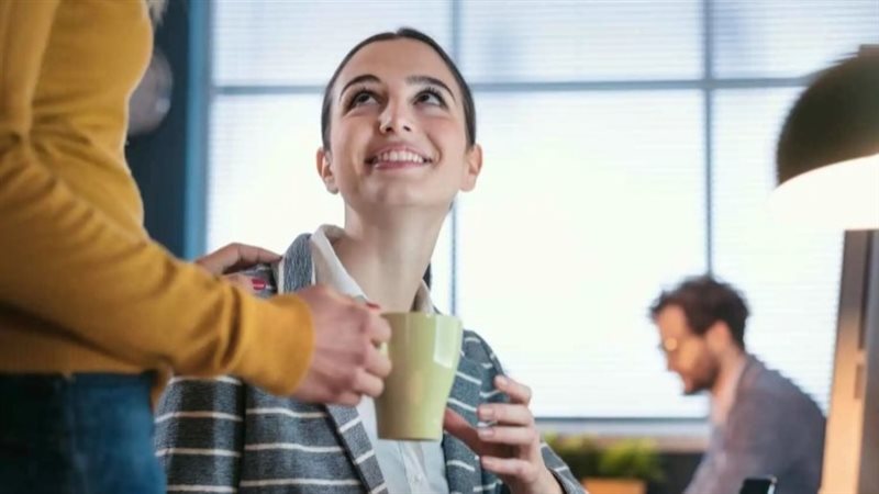 حضورك في عيون الآخرين