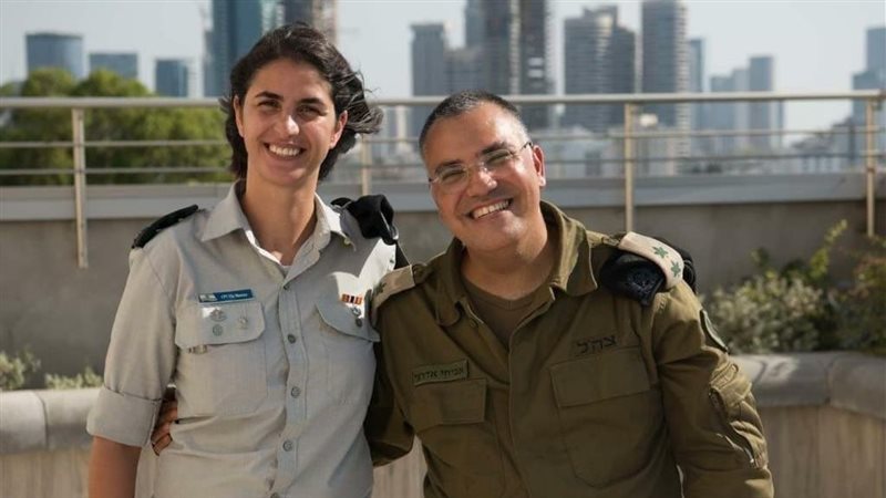 أفيخاي أدرعي وكابتن