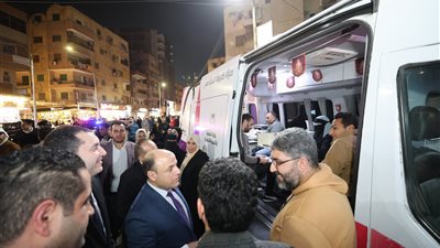 محافظ كفرالشيخ يتفقد سيارة المركز التكنولوجي المتنقل: تقدم خدمات رقمية متكاملة