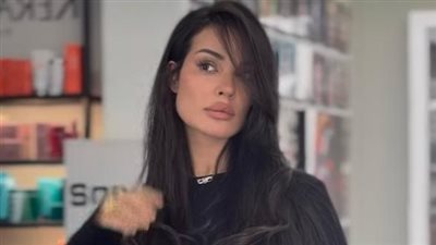 بقصة شعر عصرية.. نادين نسيب نجيم  في أحدث ظهور لها 