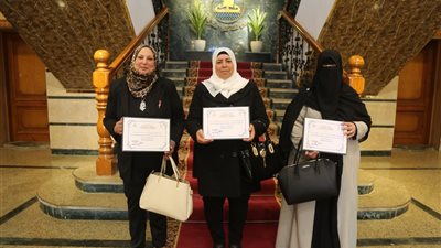 محافظ كفرالشيخ يكرم الأمهات المثاليات للعام 2025 .. سطرت كل سيدة منهن قصص تضحية وكفاح تحدت الصعاب