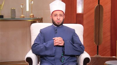 أسامة الأزهري يوضح مفهوم العبادة في القرآن الكريم وأهداف خلق الإنسان 