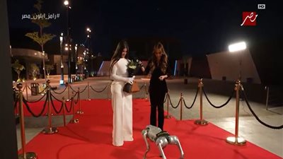 رامز جلال ساخرًا هدى الأتربي: 