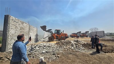 محافظ القليوبية يتابع إزالة التعديات على الأراضي الزراعية بالقناطر الخيرية