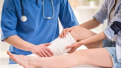 مدرس يتهم زميله بكسر إصبع نجله داخل مدرسة خاصة بالعمرانية 