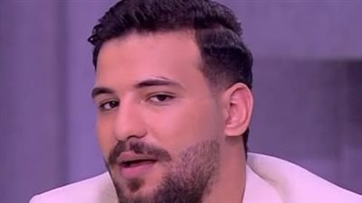 مسلم بعد منعه من الغناء: 