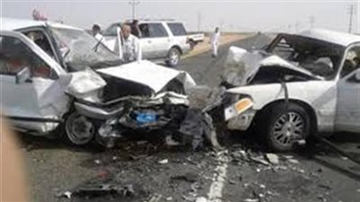 مصرع شخص وإصابة آخر في حادث تصادم دراجة بخارية وميكروباص بالإسماعيلية 