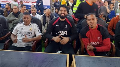 أهالى قرية قرنفيل يطاردون أشباه أليسون وفاندايك وامبابي في آخر دورة رمضانية بالقليوبية 