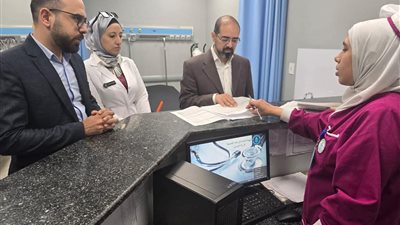 استعدادا للعيد.. مرور مفاجئ بوحدة قرية عامر وعدد من المنشآت الصحية بالسويس 