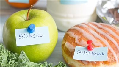 طبيب يكشف عن سبب مفاجئ لعدم فقدان الوزن رغم تناول الريچيم