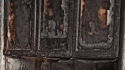 ارتدى عباءة وطرحة.. القبض على رجل أشعل النيران فى محل كوافير بدمياط 