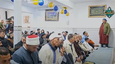 تكبيرات صلاة العيد من إسبانيا وسط أجواء روحانية مميزة (فيديو)