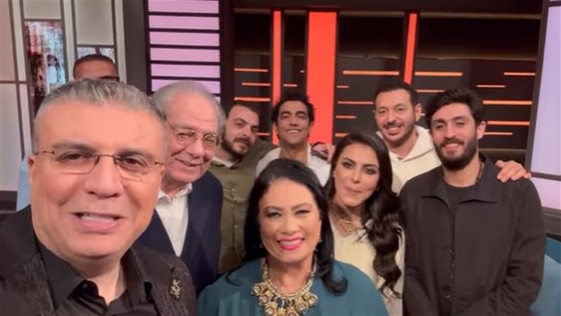 أبطال مسلسل حكيم