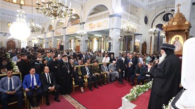 البابا تواضروس يترأس صلوات تجنيز الأنبا باخوميوس بكرمة مارمرقس بدمنهور| صور