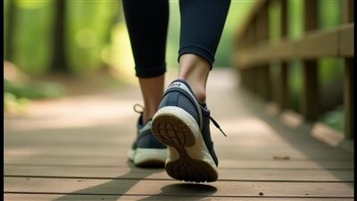  المشي اليومي لمدة 15 دقيقة يغير هذه الأشياء الستة المهمة في أجسامنا