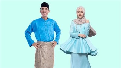 «باجو» اللباس التقليدي لأبناء ماليزيا في عيد الفطر.. والحشمة عنوان ملابسهم الزاهية