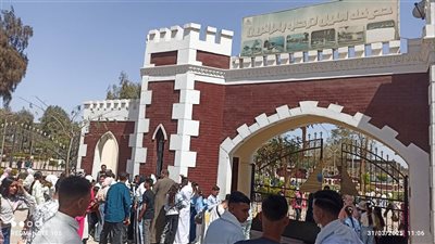 ثاني أيام العيد.. إقبال على زيارة حدائق الري بالقناطر والمركز الإفريقي والنصب التذكاري بأسوان