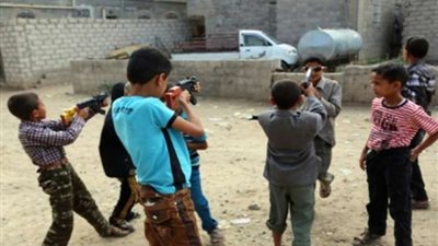 مسدسات الخرز و الألعاب النارية «تغتال» فرحة العيد فى عيون الأطفال 