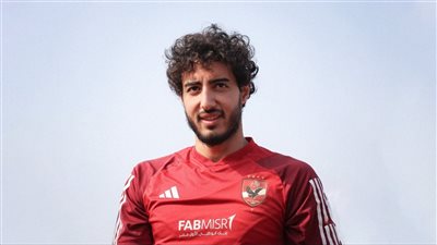 بتصويبة صاروخية.. محمد هاني يمنح الأهلي التقدم على الهلال السوداني