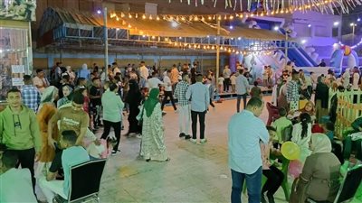 صرخات الفرح تملأ الشوارع.. ملاهي المنيا تستقطب آلاف المواطنين خلال إجازة عيد الفطر
