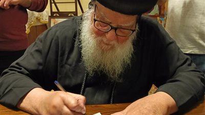 الأنبا موسي: يعلن شعار مهرجان الأسرات الجامعية 2025