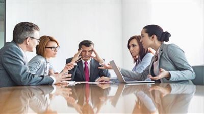 بعد العودة إلى العمل..5 طرق ذكية للتعامل مع الأشخاص السامين في وظيفتك