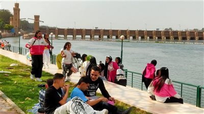  إقبال كبير على زيارة حدائق الري بالقناطر الخيرية والمركز الثقافي الإفريقي بأسوان 