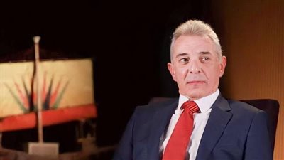 محمود حميدة يحرج «إنجي علي»: ده سؤال من أنواع المراهقة 