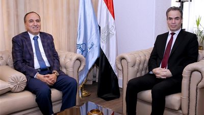 بعد اجتماع عبد المحسن سلامة و أحمد المسلماني .. صرف متأخرات البدل المتجمد وحوافز لـ 50% للصحفيين بمجلة الإذاعة والتلفزيون 