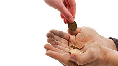 هل يجوز تصدق الزوجة من مال زوجها بدون علمه ؟دار الإفتاء توضح