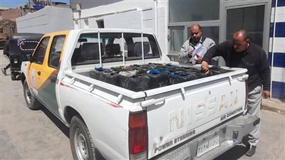 قبل بيعها بالسوق السوداء.. ضبط سيارة نقل محملة بـ146 أسطوانة بوتاجاز بالمنيا