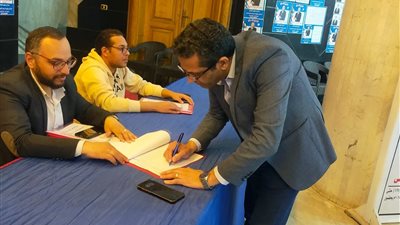 فتح باب التسجيل فى كشوف عمومية الصحفيين.. والبلشي أول الحضور