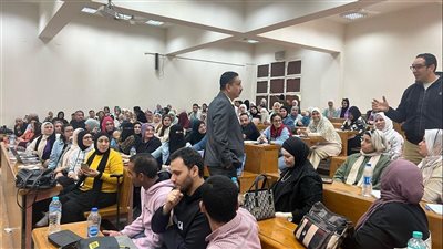 بدء الدراسة بالفصل الدراسي الثاني بمركز جامعة القاهرة للتعليم المدمج 